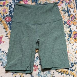 Beyond yoga biker shorts